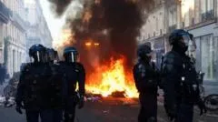 France riots 2026: Macron calls for order after widespread looting